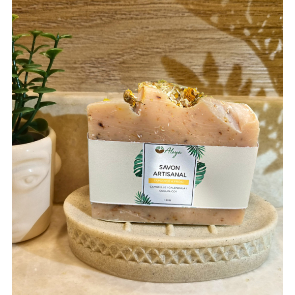 Savon à la camomille et au calendula
